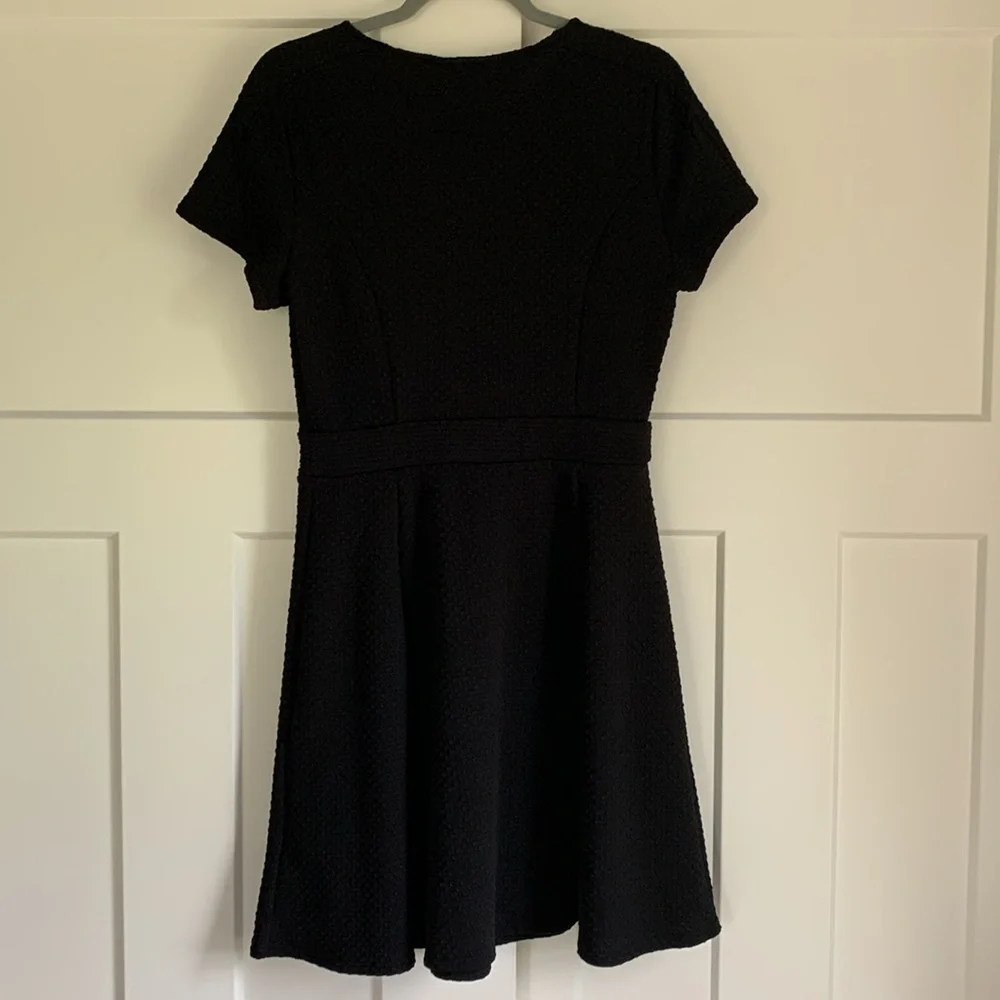 {Elle} NEW Elegant Black Dress - Picture 4 of 4